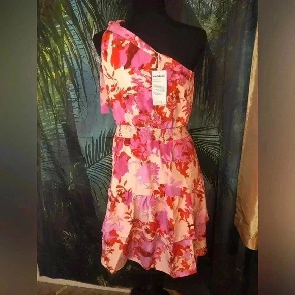 Pink and Red Floral Tie Front One Shoulder Knee-Length Sundress - Picture 3 of 12
